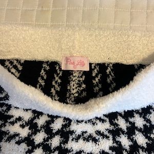 Pink Lily - BRAND NEW MOVIES AND CHILL FUZZY CHECKERED LOUNGE PANTS